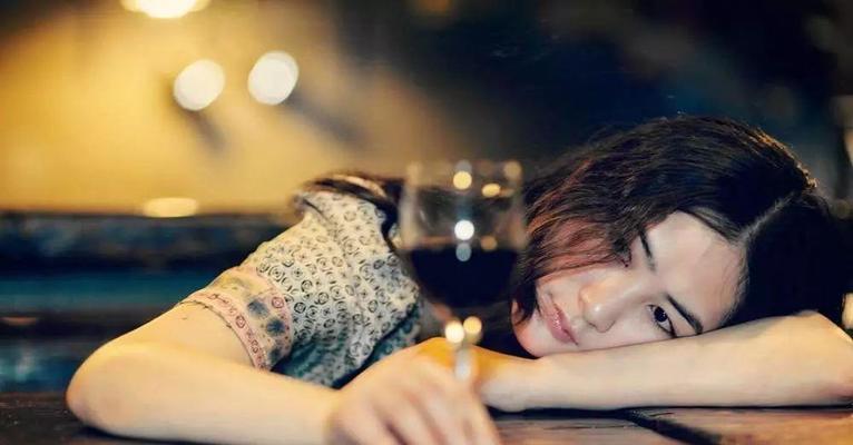 男友狠心不再理你，如何挽回（挽回爱情的有效方法和技巧）  第1张