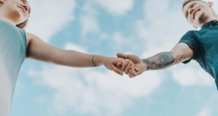 不怕离婚的女人才能收获婚姻的幸福？如何在婚姻中保持独立？  第2张
