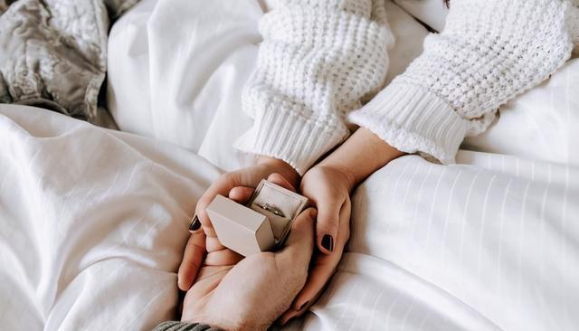 女人如何撒娇才能展现最大魅力？撒娇的正确方式是什么？  第2张