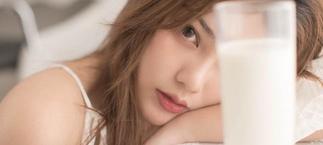 如何赢得网恋女友的爱（解决感觉女友不爱我的困扰）  第1张