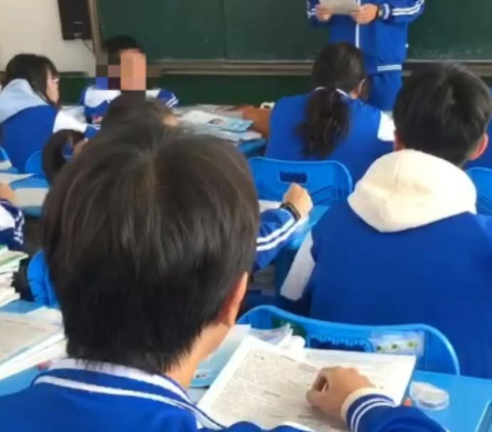 湖南初中生撞墙：家长开始维权，提出四点质疑，同学替学校发声  第15张