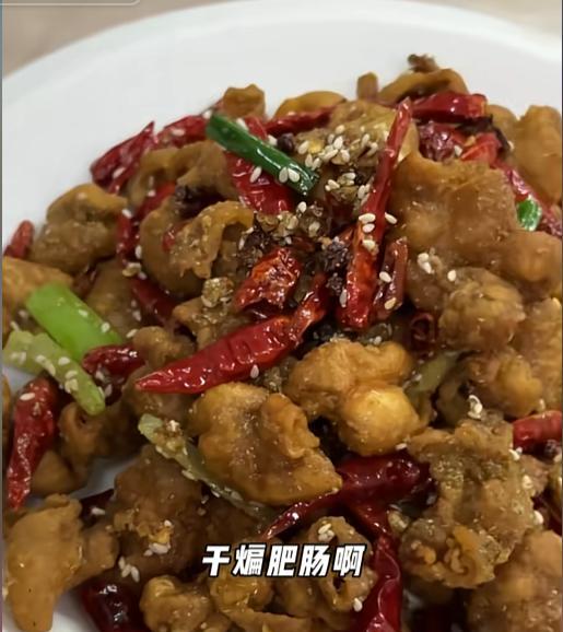 杨紫“弟弟”打卡武汉苍蝇馆，全程黑脸差评连连，网友：故意报复  第14张