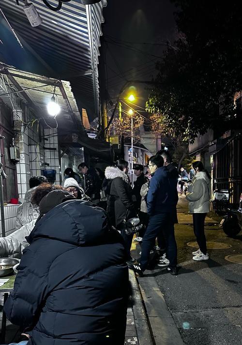 杨紫“弟弟”打卡武汉苍蝇馆，全程黑脸差评连连，网友：故意报复  第22张