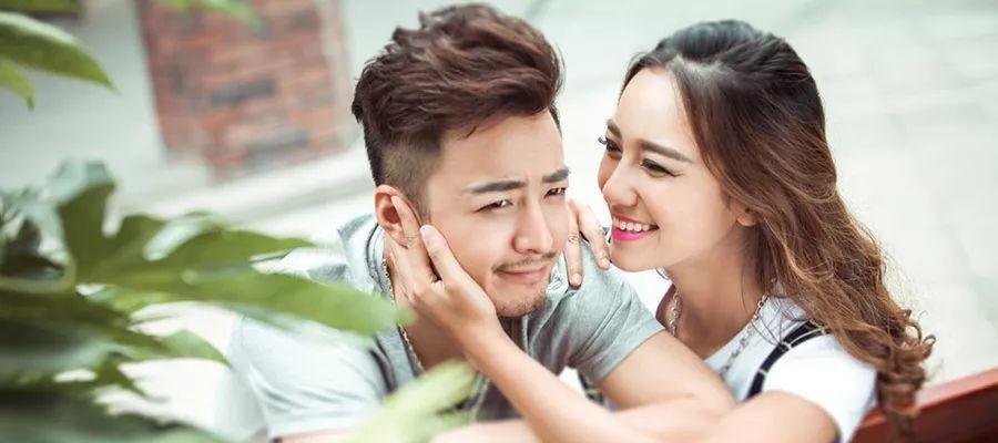 如何用诗句改造自己以挽回爱情？这些诗句能帮助你吗？  第1张