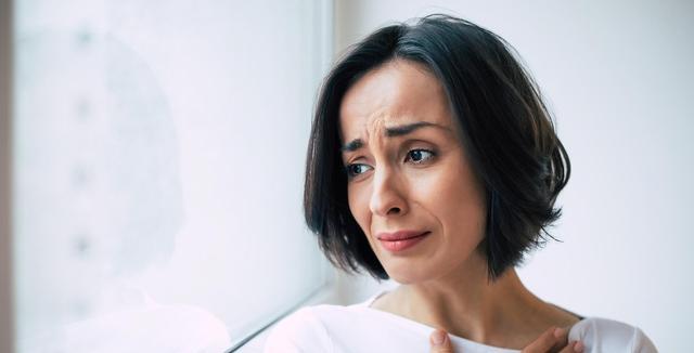 如何与过度自恋的伴侣相处？相处之道与应对策略是什么？  第1张