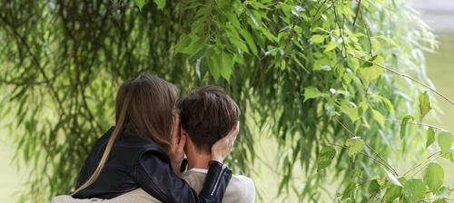 为什么感情中某些行为会让女人远离?如何避免这种情况? 第1张 为什么感情中某些行为会让女人远离?如何避免这种情况? 第1张