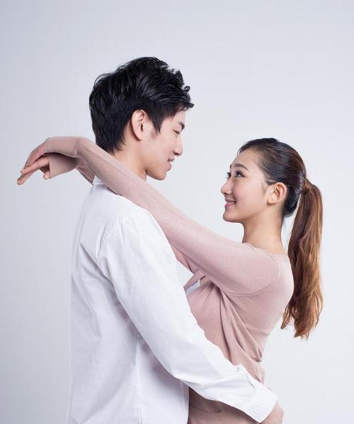 男人对女人有好感的表现是什么？如何识别？  第1张