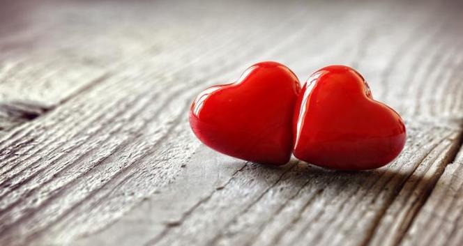 分手后前任示好是复合的信号吗？如何正确解读？  第1张