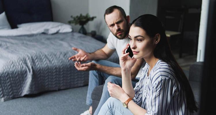 老公婚后联系初恋如何挽回？有效策略是什么？  第1张