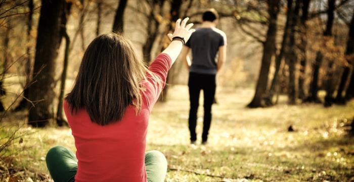 前男友还爱你的细节表现有哪些？如何判断前男友是否还对你有感情？  第1张