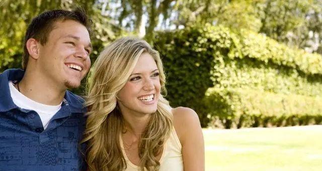 分手后如何挽回男友？用这些绝招打破暧昧关系的困扰？  第2张