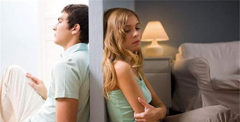 男友出轨了怎么办（揭示男友出轨的迹象和应对策略）  第1张