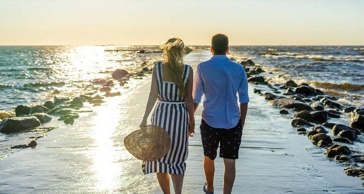 分手后千万别主动联系，否则后悔终身（保持距离是治疗失恋的良方）  第2张