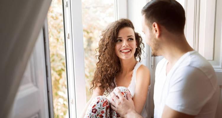 把女朋友的心伤透了该如何挽回?有效挽回感情的策略是什么? 第1张 把女朋友的心伤透了该如何挽回?有效挽回感情的策略是什么? 第1张