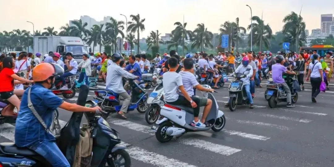 央视3次痛批：电动车解限速！解禁摩托车，同时电自改限速40km/h  第2张